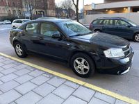 begagnad Dodge Avenger Sedan 2.7 V6 186hk Lågmilare Mycket Fin