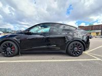begagnad Tesla Model Y Performance Full FSD V-hjul