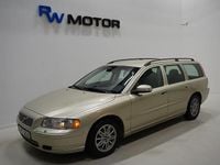 Begagnad Volvo V70 Kinetic 170 HK (125 kW) 2007 Brun Kombi