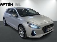 Begagnad Hyundai i30 Comfort 140 HK (102 kW) 2017 Silver Halvkombi
