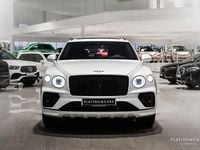 Begagnad Bentley Bentayga Mulliner 549 HK (403 kW) 2021 Vit SUV