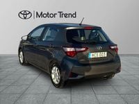 Begagnad Toyota Yaris Active 112 HK (82 kW) 2019 Grå