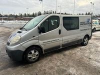 Begagnad Opel Vivaro 146 HK (107 kW) 2007 Silver Minibuss