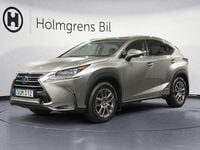 Begagnad Lexus NX300h Business Edition 155 HK (114 kW) 2015 Ljusgrå SUV