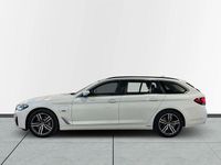 Begagnad BMW 530 292 HK (214 kW) 2023 Vit Kombi