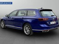 Begagnad VW Passat R-line 203 HK (149 kW) 2022 Blå Kombi