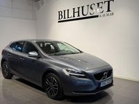 Begagnad Volvo V40 Momentum 150 HK (110 kW) 2016 Grå Halvkombi