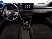 Begagnad Dacia Sandero Comfort 91 HK (66 kW) 2022 Silver Halvkombi