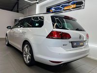 Begagnad VW Golf VII R-line 140 HK (102 kW) 2014 Vit Kombi