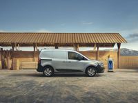 Begagnad Renault Kangoo 89 kW (122 HK) 2023 Minibuss