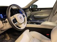 Begagnad Volvo XC60 Ultimate 355 HK (261 kW) 2023 Blå SUV