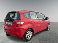 Begagnad Honda Jazz 101 HK (74 kW) 2012 Röd Halvkombi
