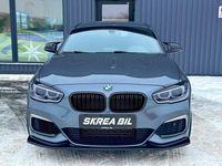 Begagnad BMW M135 330 HK (242 kW) 2016 Grå Halvkombi