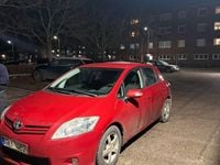 Begagnad Toyota Auris 90 HK (66 kW) 2012