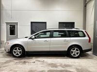 Begagnad Volvo V70 Kinetic 146 HK (107 kW) 2008 Grå Kombi