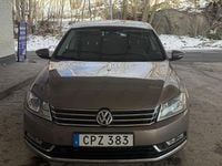 Begagnad VW Passat 150 HK (110 kW) 2012 Ljusbrun metallic