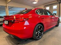 begagnad Alfa Romeo Giulia 2.0 Turbo 16V B-Tech Aut 2020, Sedan