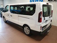 begagnad Renault Trafic Lång 9PL Värmare Farth Drag Skatt 2875 år 2018, Minibuss