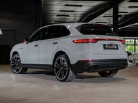 begagnad Porsche Cayenne Platinum Edition E-hybrid