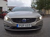 Begagnad Volvo V60 Momentum 181 HK (133 kW) 2014 Ljusbrun Kombi