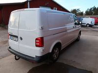 begagnad VW Transporter T30 2.0 TDI Euro 6 Lång / V-inredning