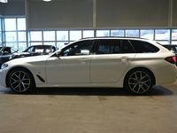 begagnad BMW 520 535 d xDrive Touring M Sport Pano 19" Värmare Drag 2021, Kombi