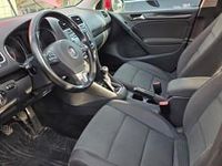 Begagnad VW Golf VII 105 HK (77 kW) 2013 Röd Halvkombi