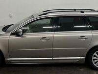 Begagnad Volvo V70 Momentum 109 HK (80 kW) 2010 Ljusbrun (brun) Kombi
