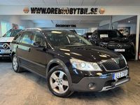 Begagnad Skoda Octavia Scout 140 HK (102 kW) 2012 Svart Kombi