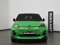 Begagnad Renault 5 E-Tech Techno 111 kW (151 HK) 2025 Grön Halvkombi