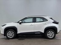 Begagnad Toyota Yaris 2023 Vit Halvkombi