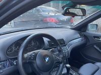 begagnad BMW 330 i sedan