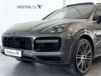 begagnad Porsche Cayenne Turbo S E-HYBRID 680HK LEASEBAR / SE SPEC