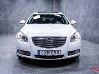 Begagnad Opel Insignia Cosmo 161 HK (118 kW) 2011 Vit Kombi