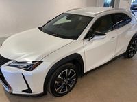 begagnad Lexus UX 250h E-Four AWD Premium Teknikpaket SoV-hjul 2021, SUV