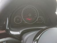 Begagnad VW up! high up! 75 HK (55 kW) 2016 Svart Halvkombi