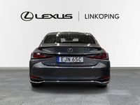 begagnad Lexus ES300H COMFORT VINTERHJUL