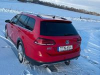 begagnad VW Golf Alltrack 1.8 TSI 4Motion Premium Värmare 2018, Crossover
