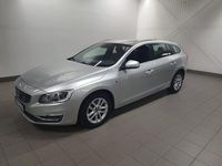 Begagnad Volvo V60 Ocean Race 181 HK (133 kW) 2014 Silver Kombi