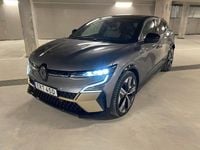 Begagnad Renault Megane E-Tech Iconic 160 kW (218 HK) 2023 Grå schiste med svart tak