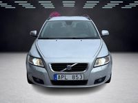 Begagnad Volvo V50 Momentum 136 HK (100 kW) 2010 Grå Kombi