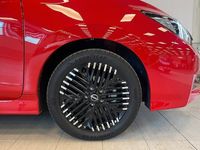 begagnad Nissan Leaf N-Connecta 39kWh inkl. vinterhjul 2023, Halvkombi