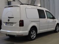 begagnad VW Caddy Maxi Life 150HK 4M 5-SITS VÄRMARE DRAG MOMS