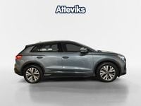Begagnad Audi Q4 e-tron 194 kW (265 HK) 2023 Gejserblå metallic SUV