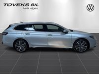 Ny VW Passat R-line 194 HK (142 kW) 2025 Silver Kombi