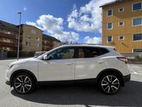 begagnad Nissan Qashqai 1.5 dCi Tekna 2 ägare Pano 360° kamera Navi