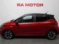 Begagnad Hyundai i10 Essential 67 HK (49 kW) 2023 Röd Halvkombi