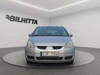 Begagnad Mitsubishi Colt 95 HK (69 kW) 2007 Silver Halvkombi