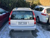 begagnad Volvo V70 2.4