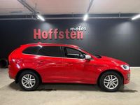 Begagnad Volvo XC60 R-Design 220 HK (161 kW) 2016 Röd SUV